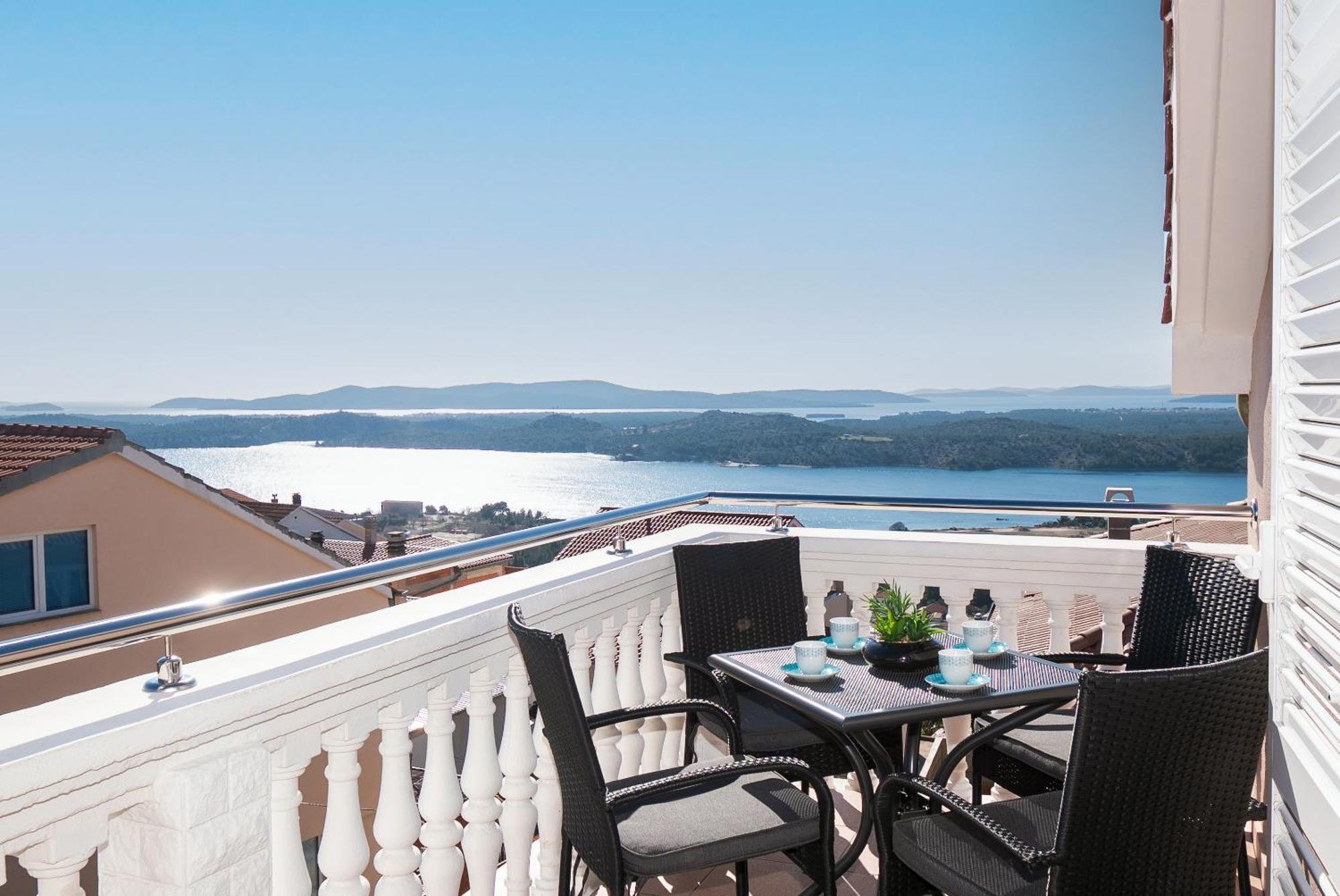 Apartment Exclusive View Шибеник Экстерьер фото