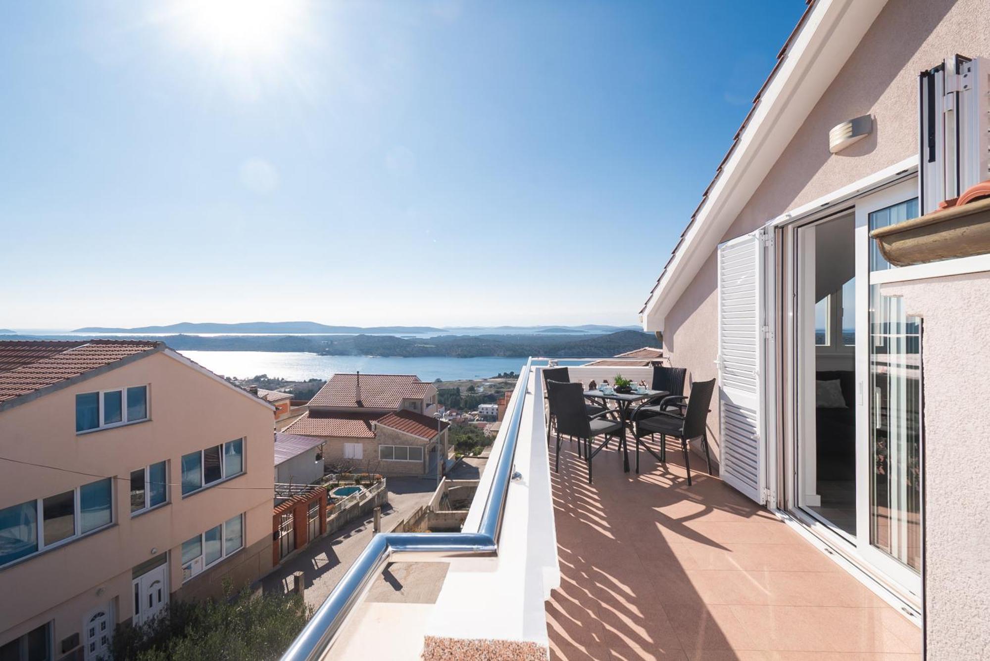 Apartment Exclusive View Шибеник Экстерьер фото